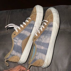 taka hayashi court low vault